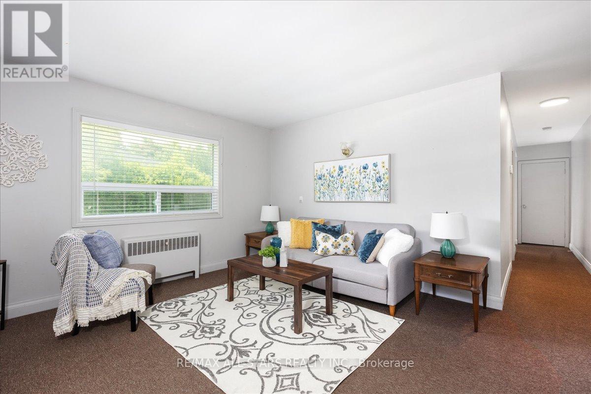 84 Metro Road N, Georgina, Ontario  L4P 1C4 - Photo 11 - N12600242