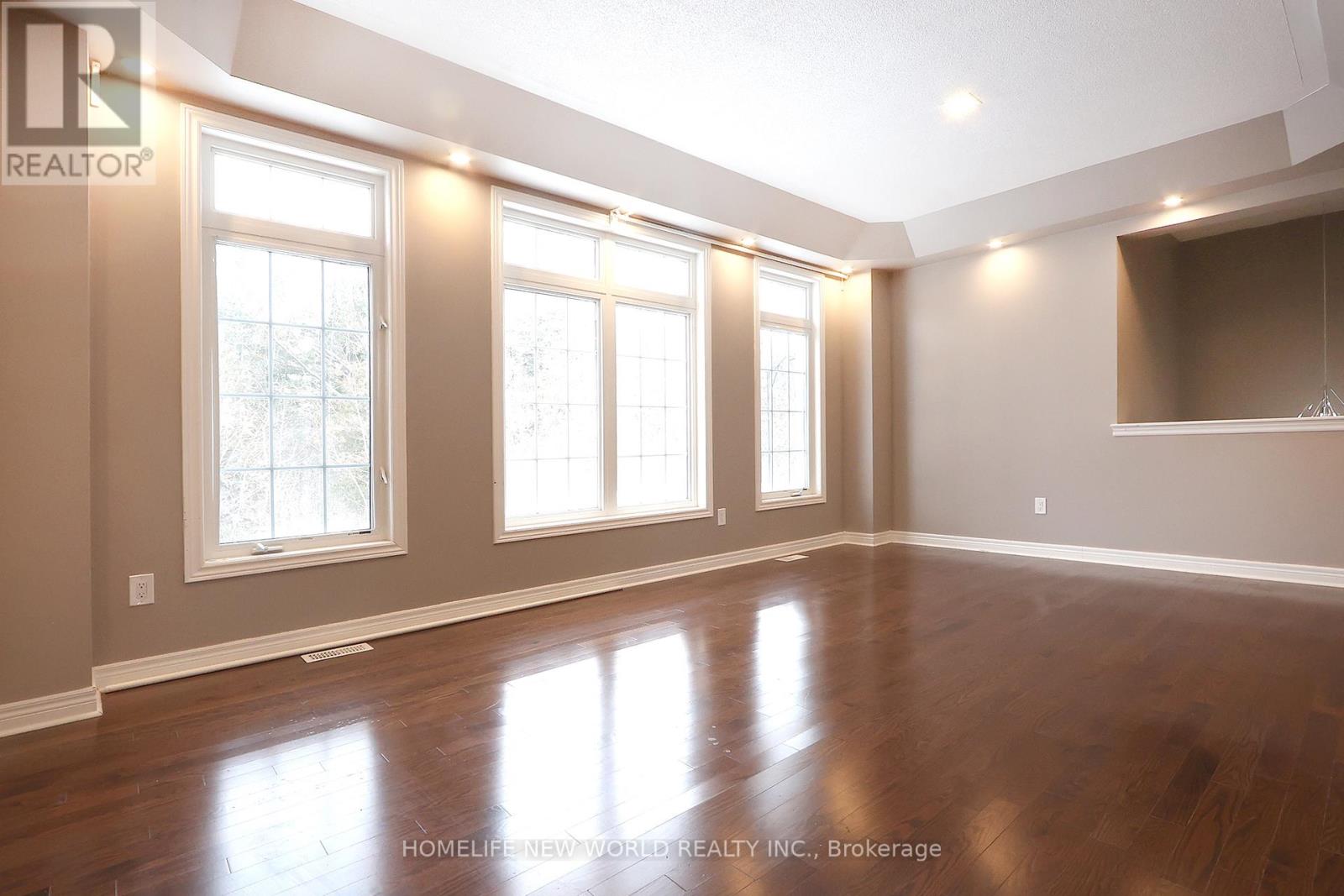 2nd Master Bedroom - 41 Pulpwood Cres Crescent, Richmond Hill, Ontario  L4E 0V1 - Photo 11 - N12600252