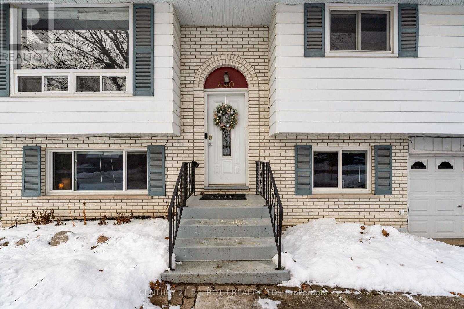 440 Barrie Road, Orillia, Ontario  L3V 6L9 - Photo 4 - S12600254