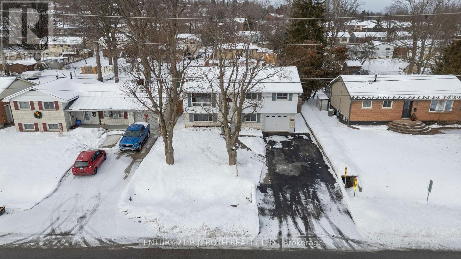 440 Barrie Road, Orillia, Ontario  L3V 6L9 - Photo 41 - S12600254