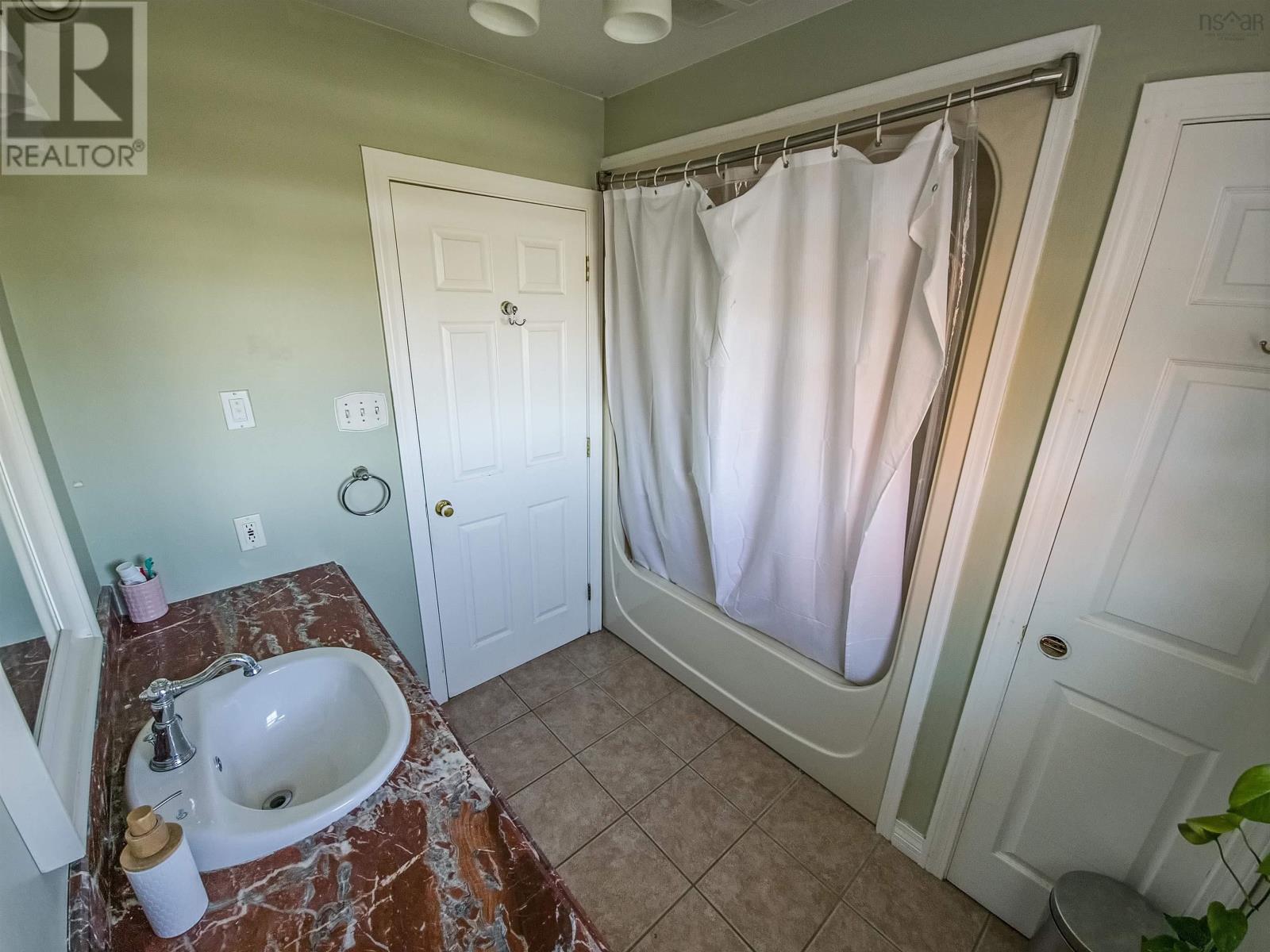 320 Mountain Road, New Glasgow , N.s., New Glasgow, Nova Scotia  B2H 5W1 - Photo 37 - 202526515