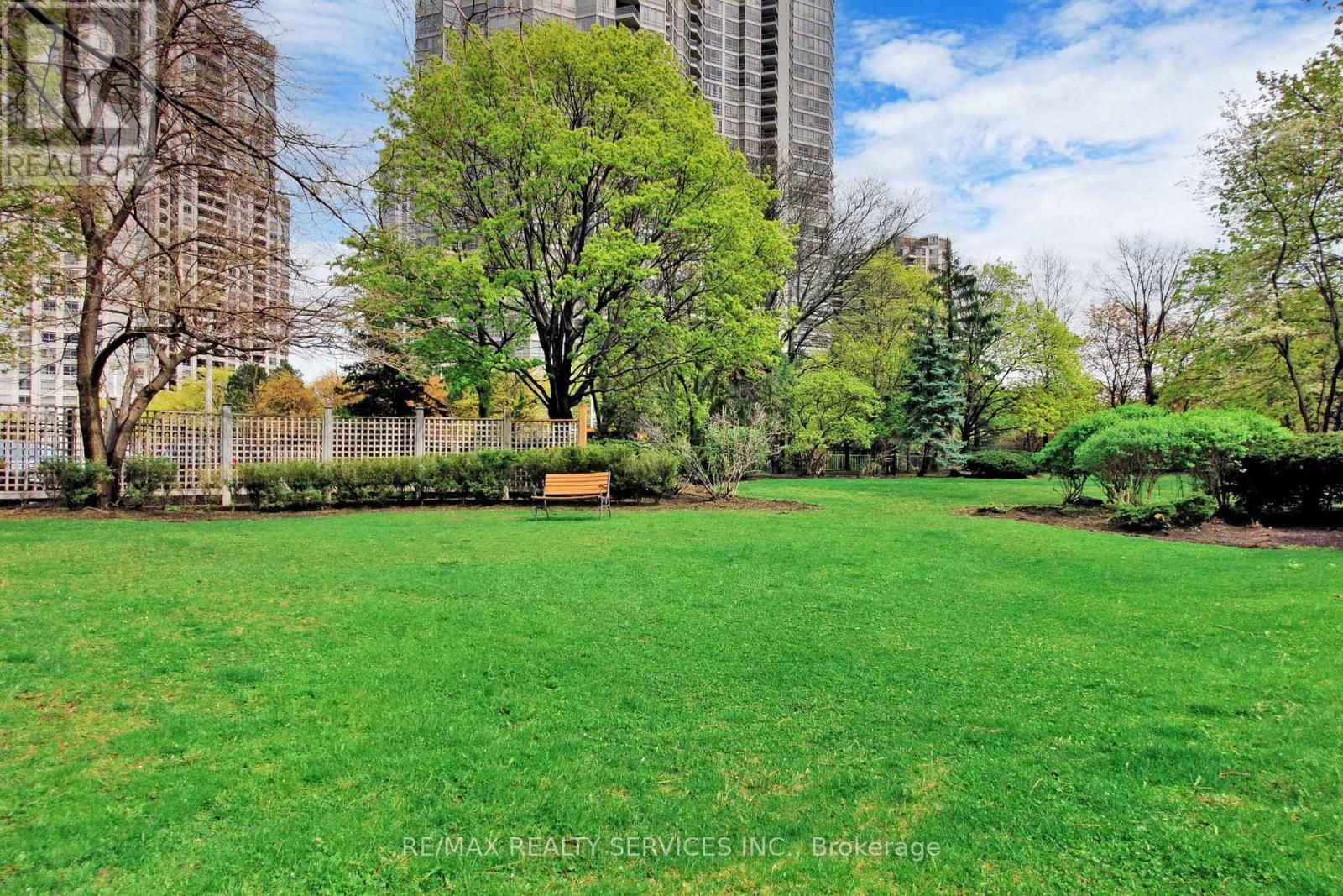 1003 - 50 Eglinton Avenue W, Mississauga, Ontario  L5R 3P5 - Photo 48 - W12600230