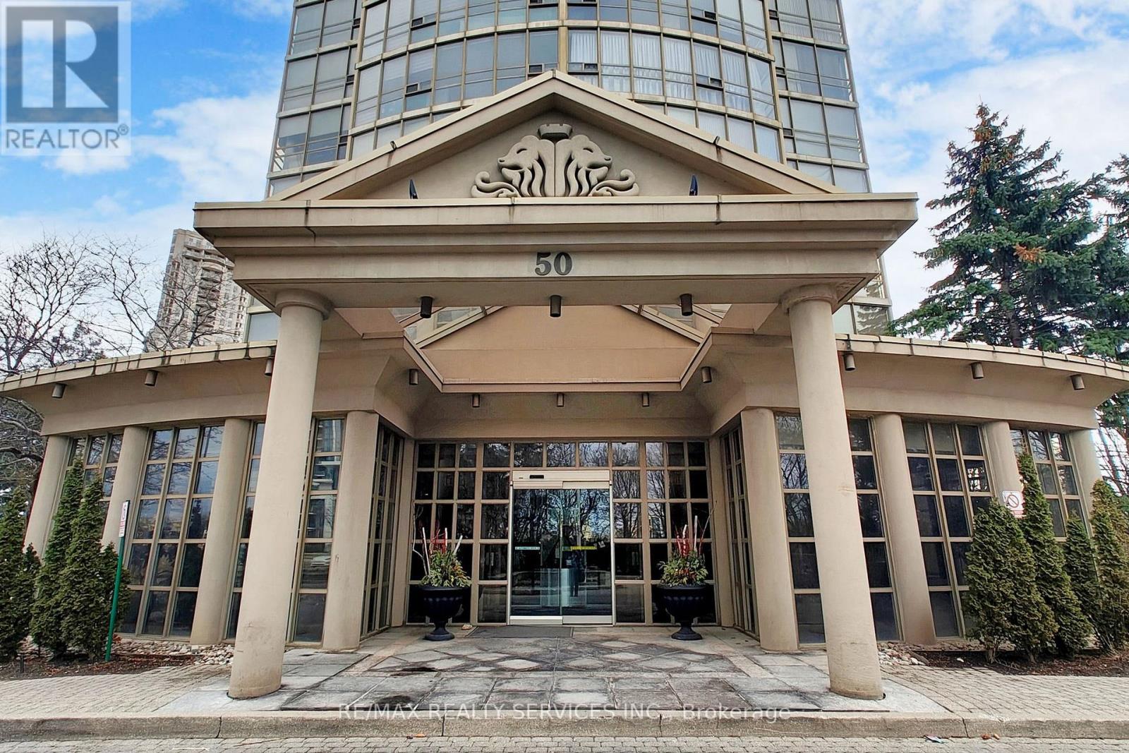 1003 - 50 Eglinton Avenue W, Mississauga, Ontario  L5R 3P5 - Photo 2 - W12600232