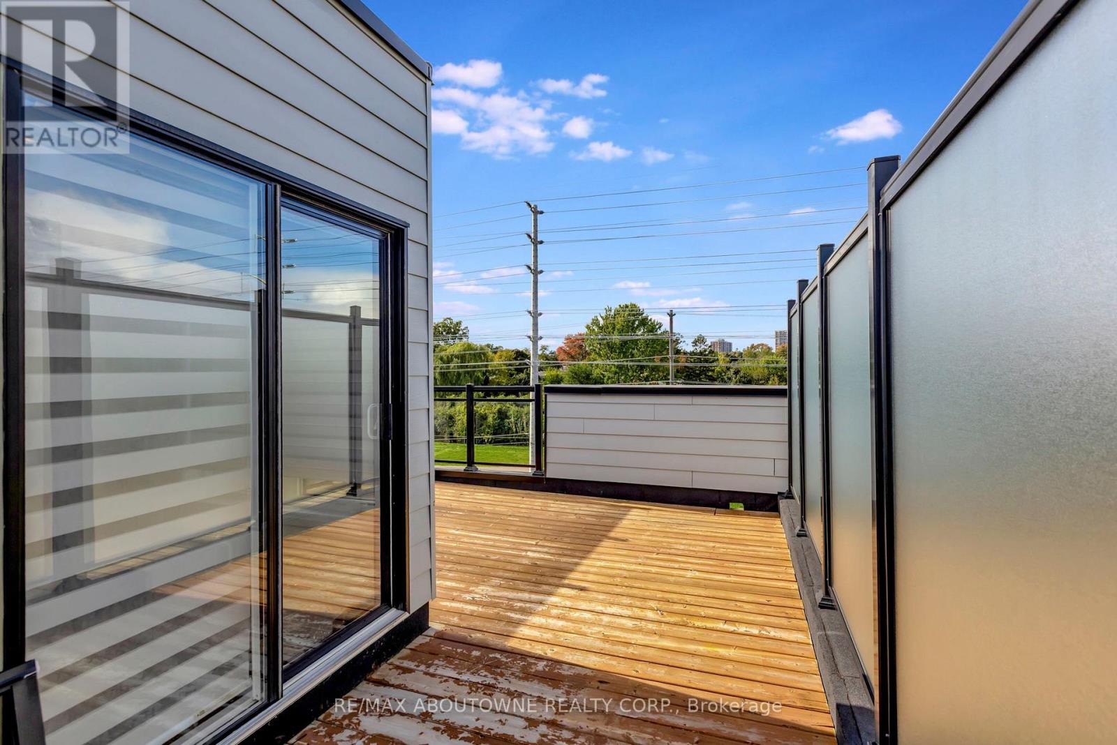 5 - 2212 Bromsgrove Road, Mississauga, Ontario  L5J 0B3 - Photo 30 - W12600240