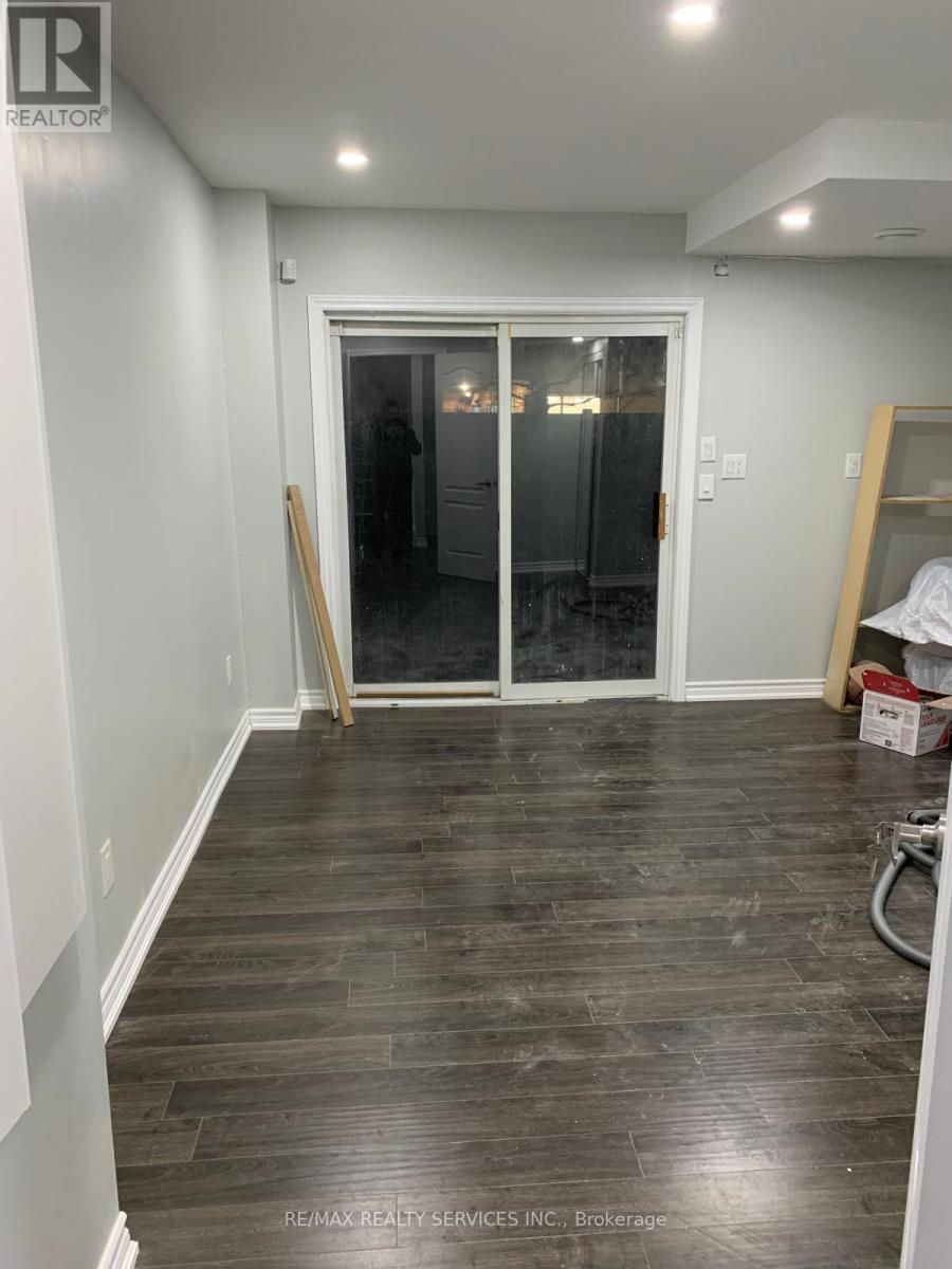 33 - 120 Railroad Street, Brampton, Ontario  L6X 5A1 - Photo 10 - W12600248