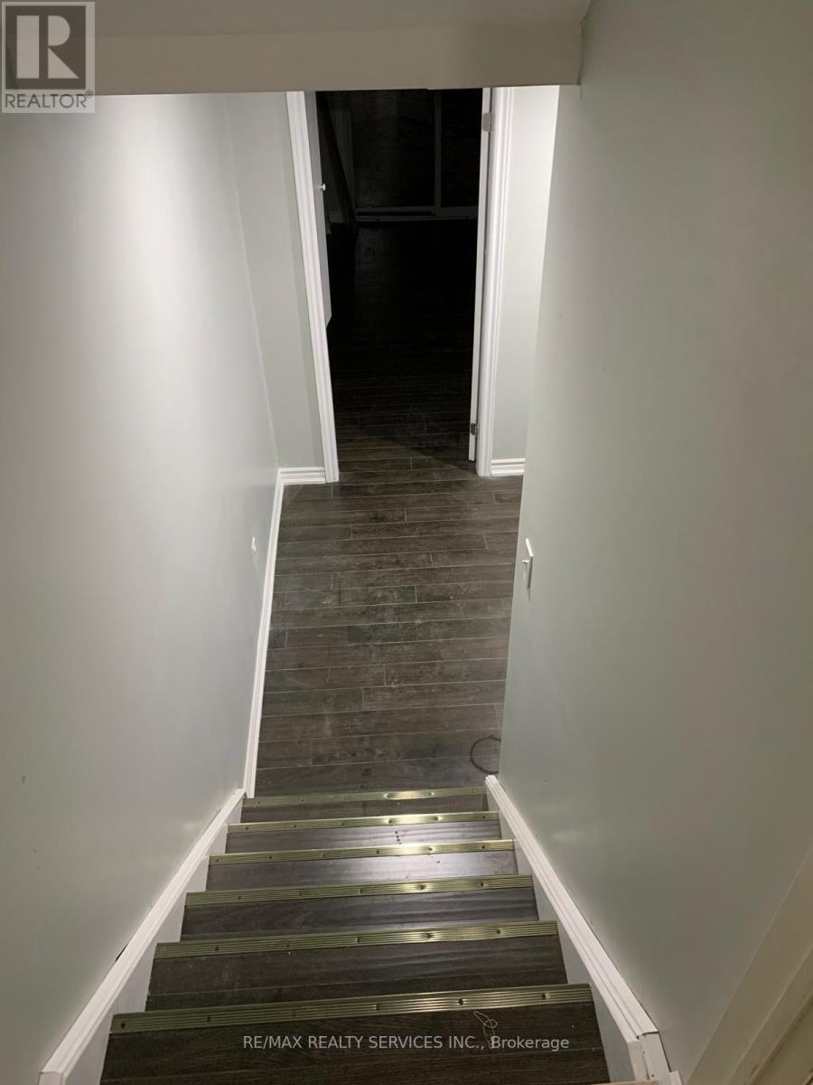 33 - 120 Railroad Street, Brampton, Ontario  L6X 5A1 - Photo 8 - W12600248