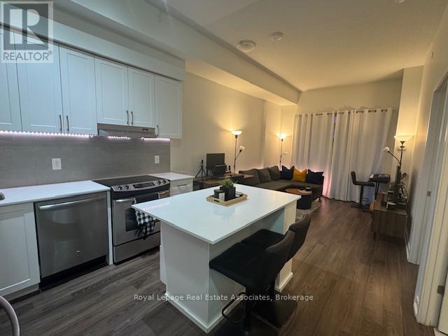 315 - 2560 Eglinton Avenue W, Mississauga, Ontario  L5M 0Y3 - Photo 2 - W12600250