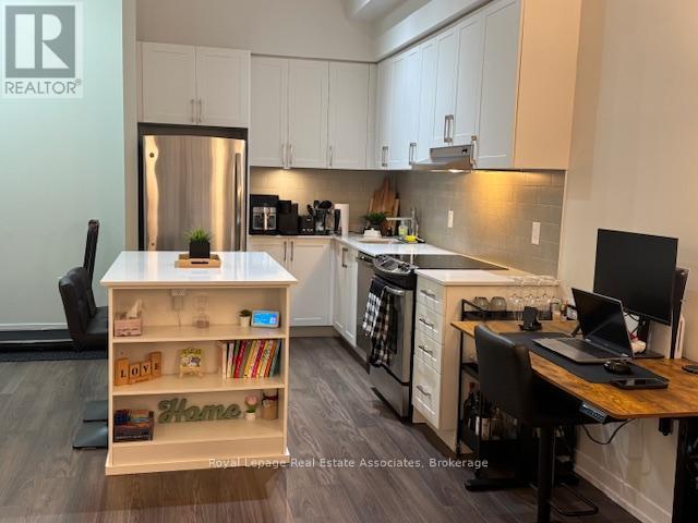 315 - 2560 Eglinton Avenue W, Mississauga, Ontario  L5M 0Y3 - Photo 4 - W12600250