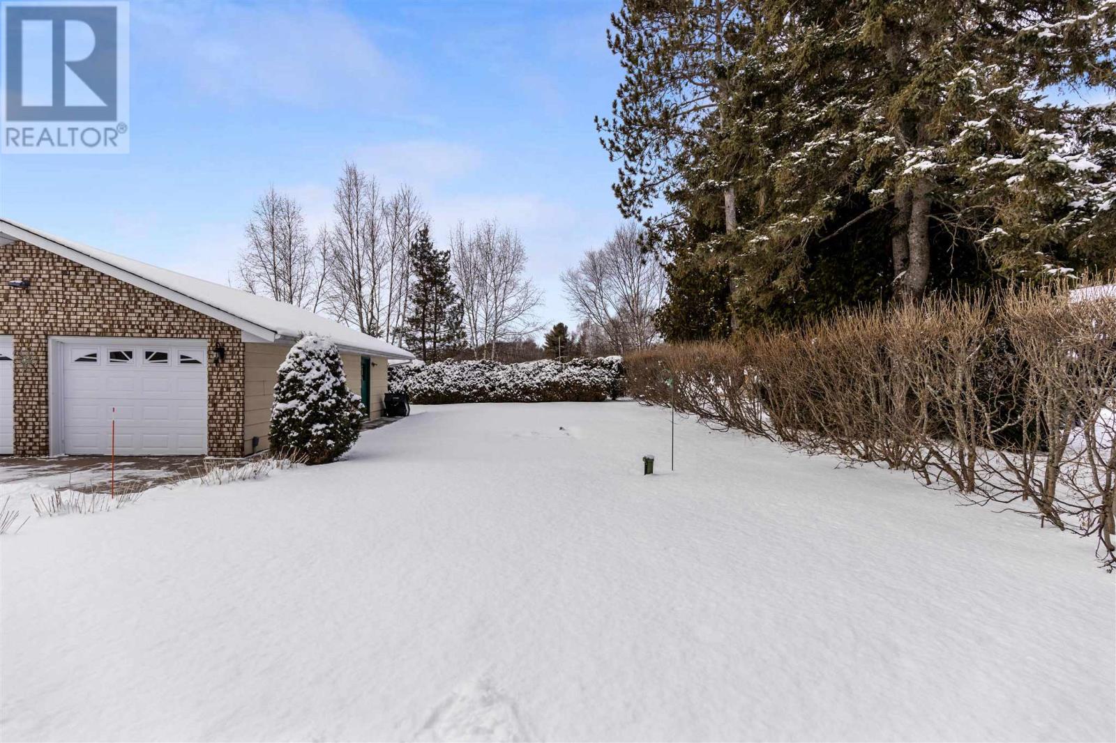 1391 Great Northern Rd, Sault Ste. Marie, Ontario  P6B 0C1 - Photo 40 - SM253405