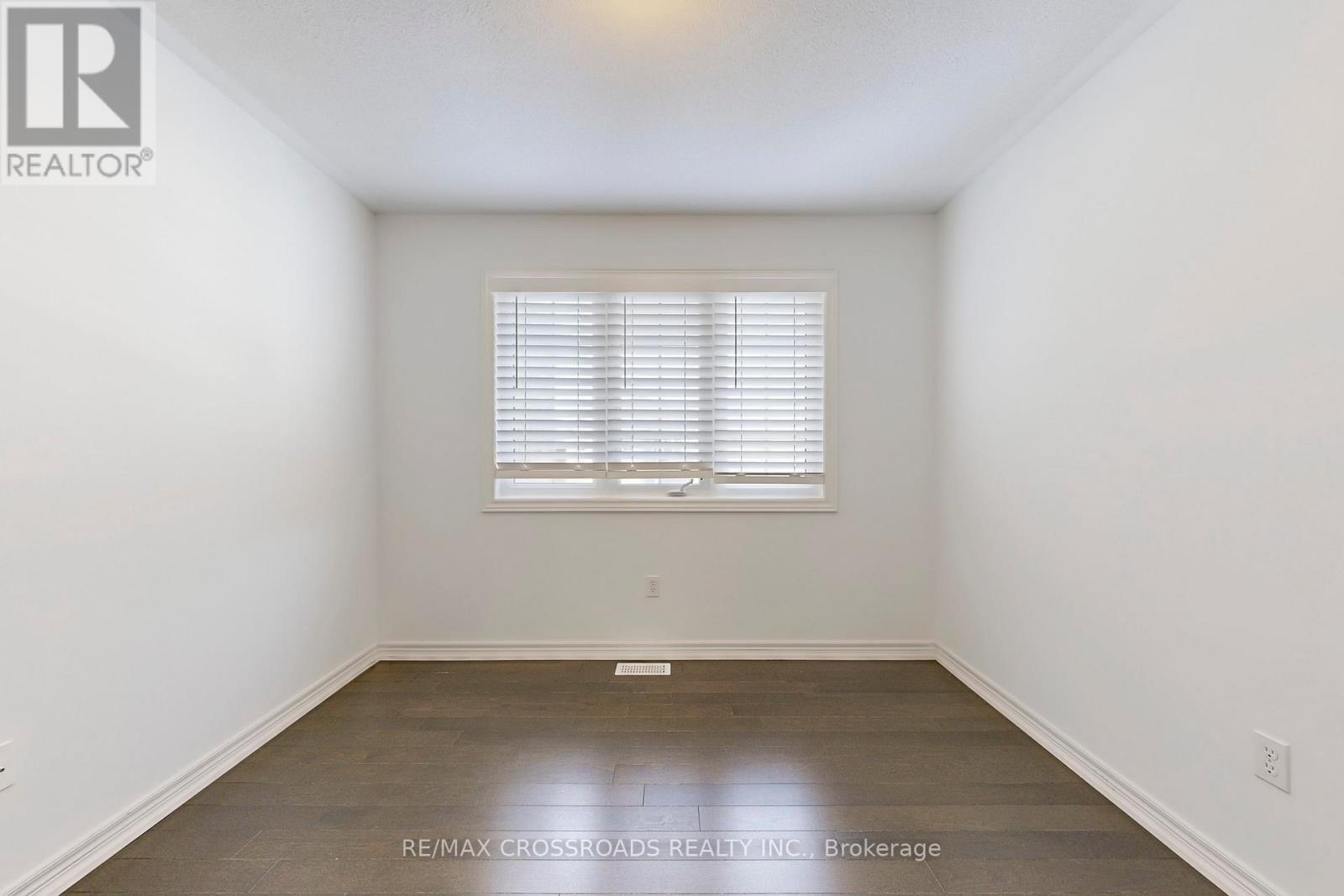 76 Rustle Woods Avenue, Markham, Ontario  L6B 0V2 - Photo 34 - N12466582