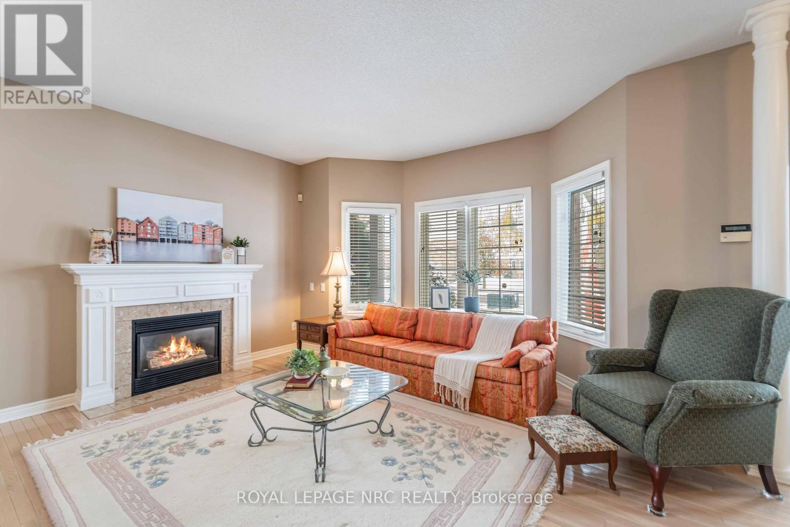 4114 Highland Park Drive, Lincoln, Ontario  L3J 0L7 - Photo 7 - X12537442