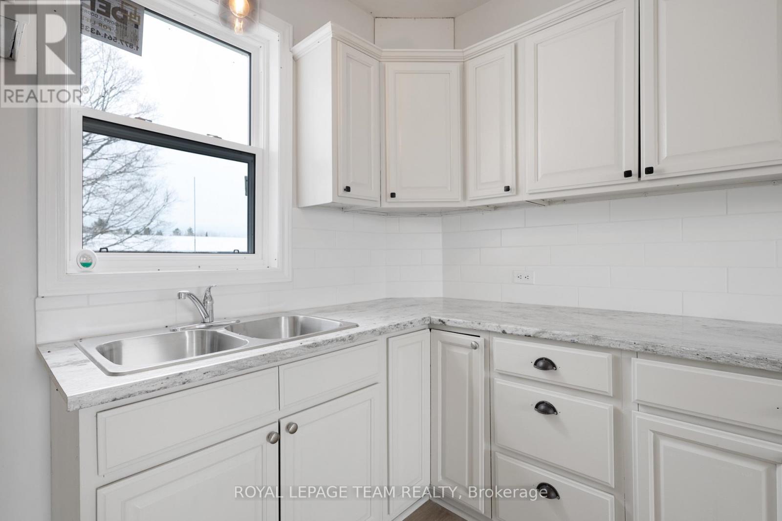 1461 Goshen Road, Horton, Ontario  K7V 3Z4 - Photo 25 - X12600256