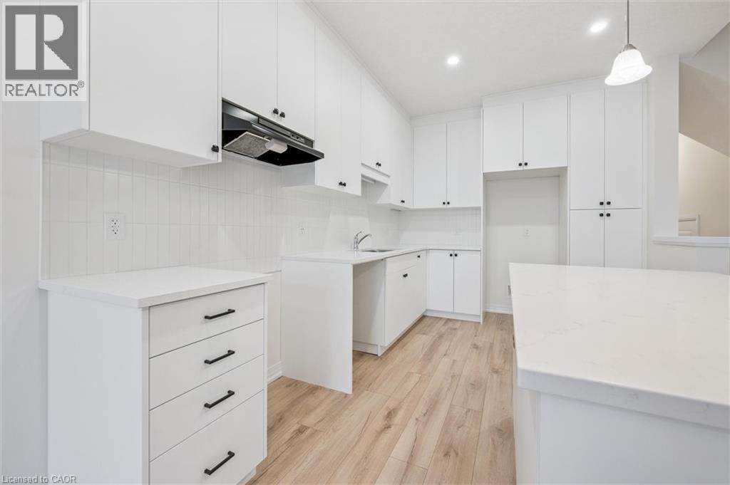 105 Winter Wren Crescent, Kitchener, Ontario  N2P 0K7 - Photo 14 - 40791709