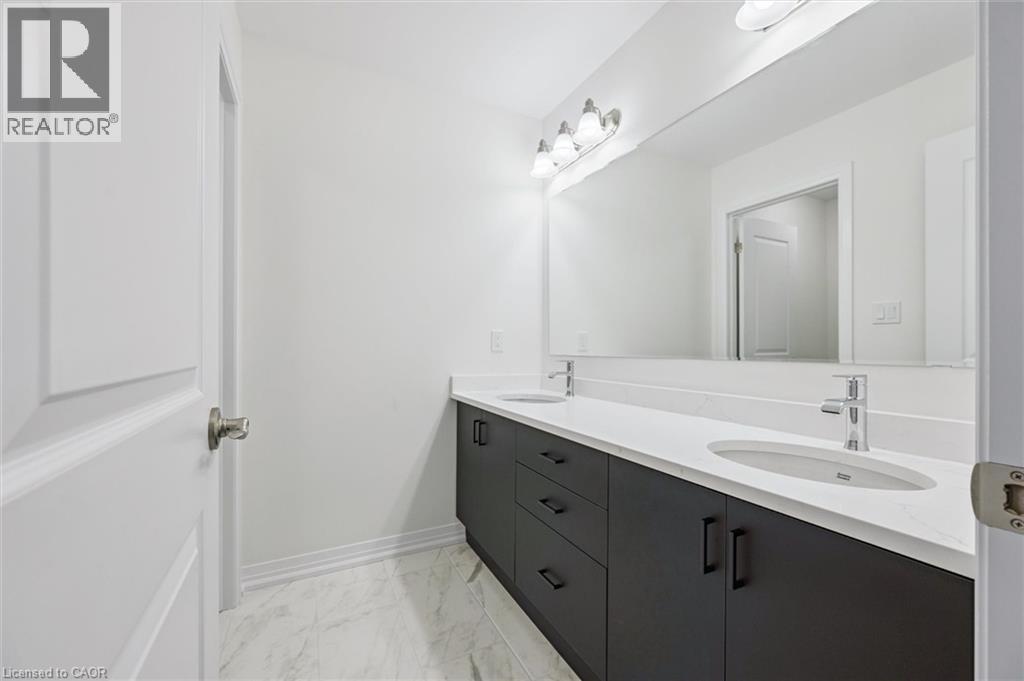 105 Winter Wren Crescent, Kitchener, Ontario  N2P 0K7 - Photo 35 - 40791709