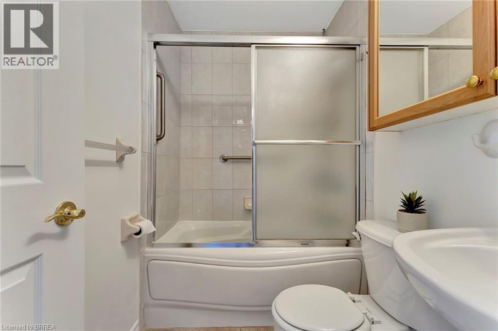 793 Colborne Street E Unit# 207, Brantford, Ontario  N3S 7J3 - Photo 22 - 40791977