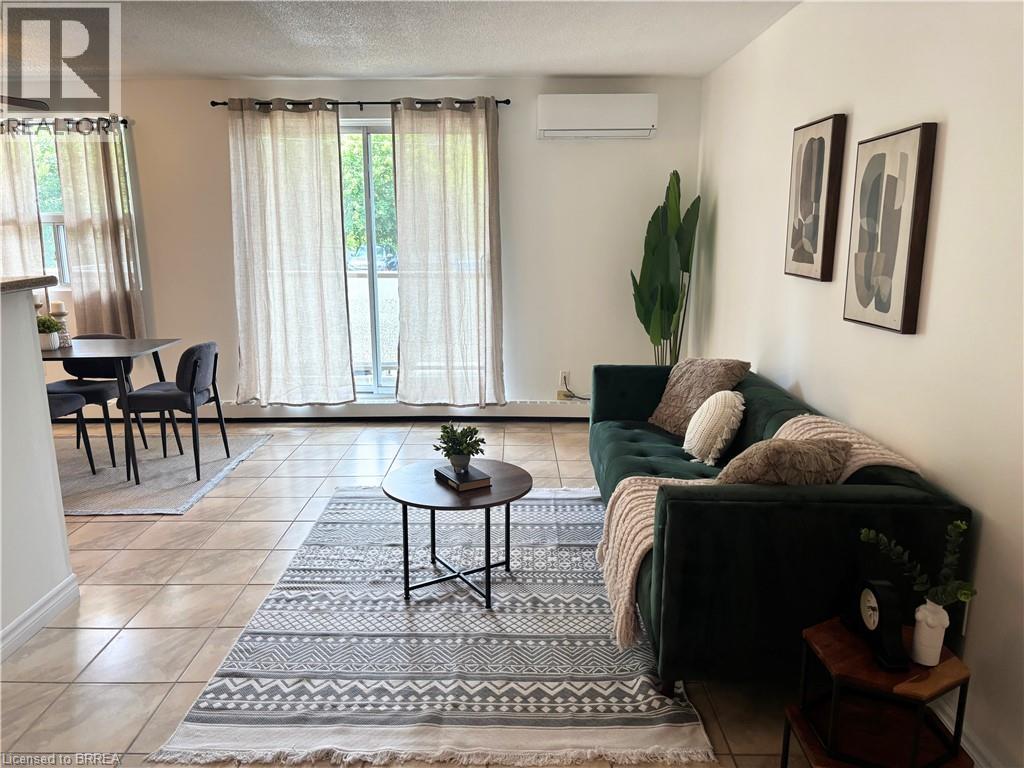 793 Colborne Street E Unit# 207, Brantford, Ontario  N3S 7J3 - Photo 4 - 40791977