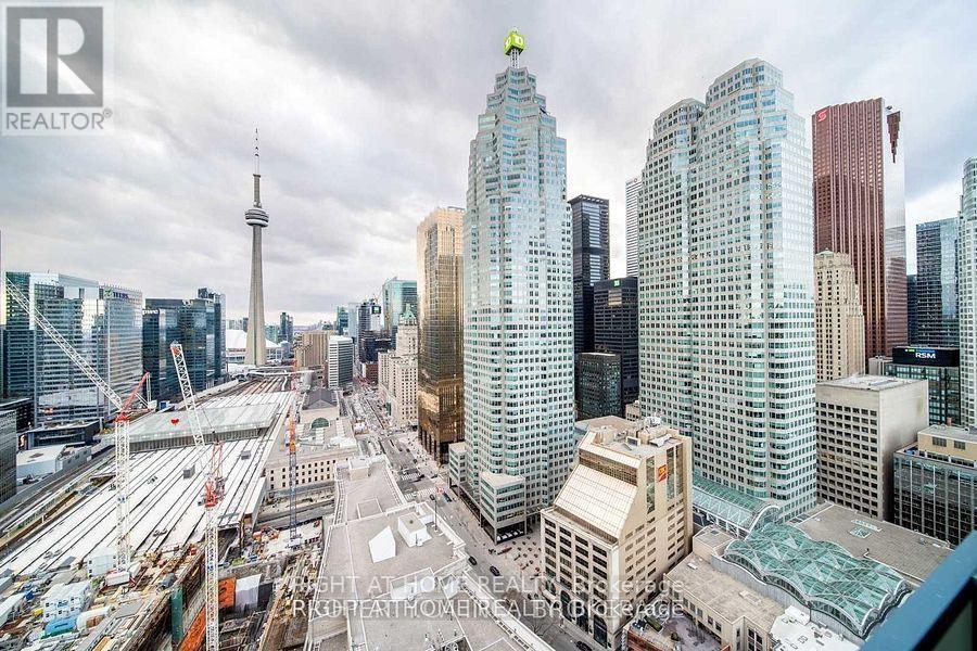 3203 - 8 The Esplanade Street, Toronto, Ontario  M5E 0A6 - Photo 18 - C12600278