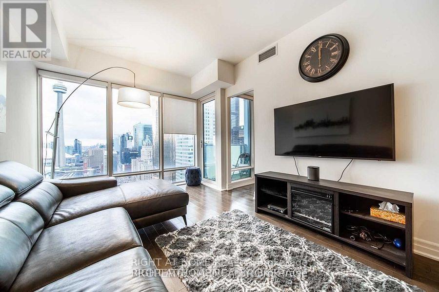 3203 - 8 The Esplanade Street, Toronto, Ontario  M5E 0A6 - Photo 3 - C12600278