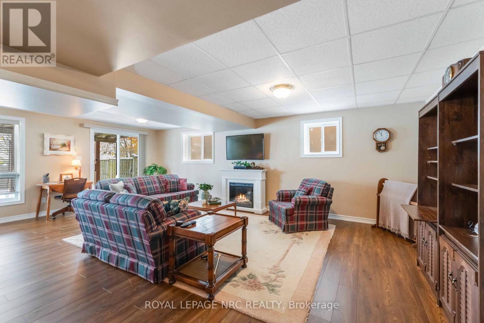 4114 Highland Park Drive, Lincoln, Ontario  L3J 0L7 - Photo 28 - X12537442