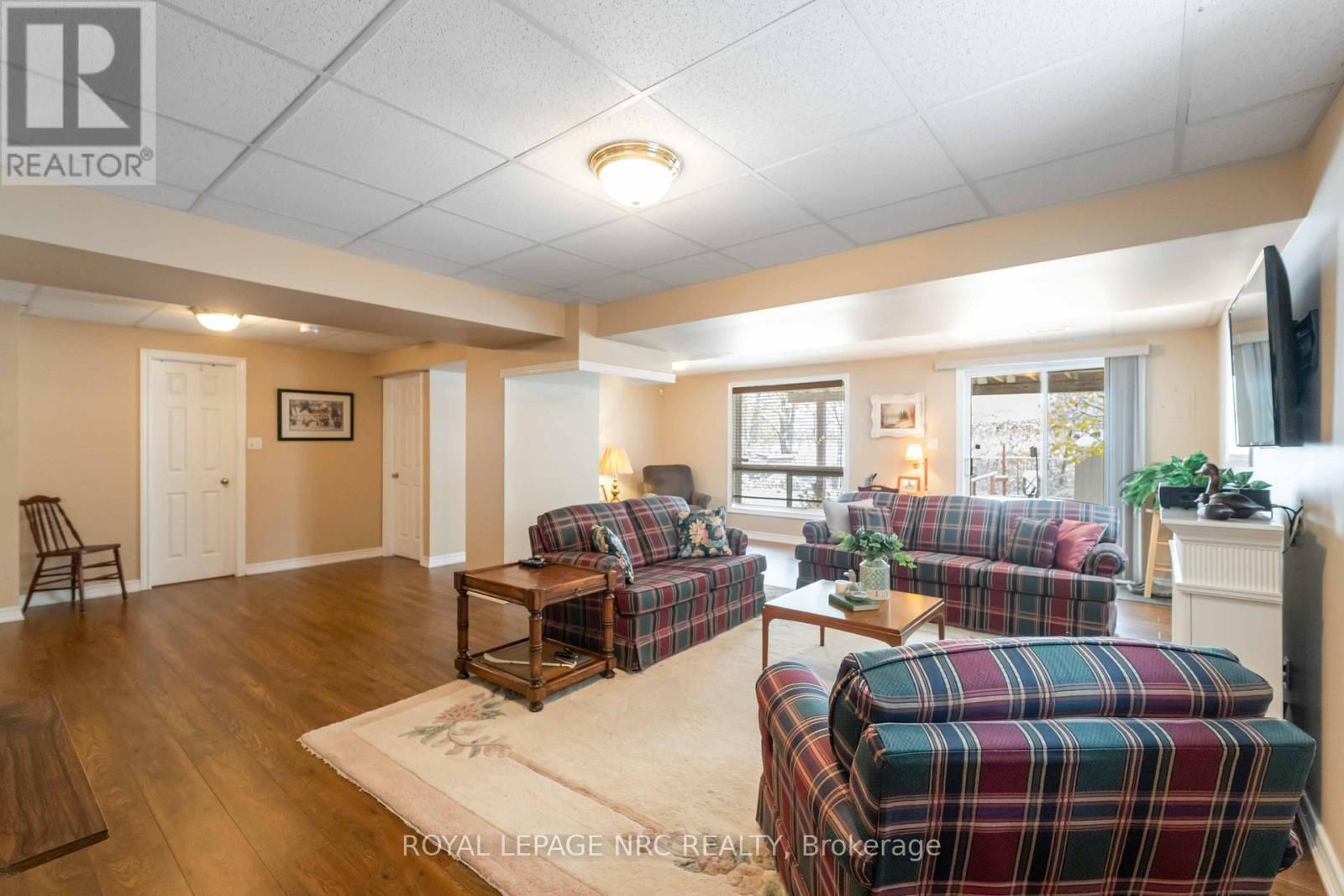 4114 Highland Park Drive, Lincoln, Ontario  L3J 0L7 - Photo 26 - X12537442