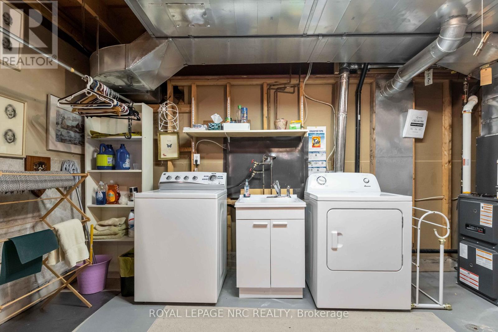 4114 Highland Park Drive, Lincoln, Ontario  L3J 0L7 - Photo 36 - X12537442