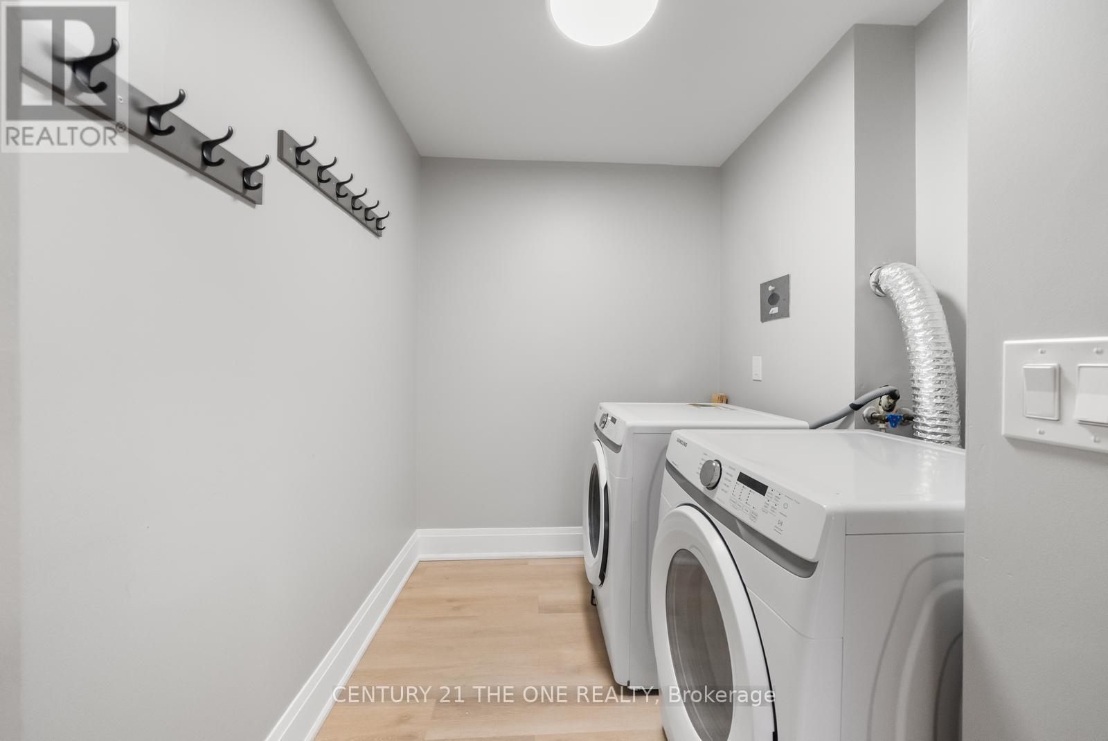 Ph03 - 33 Weldrick Road E, Richmond Hill, Ontario  L4C 8W4 - Photo 28 - N12600280