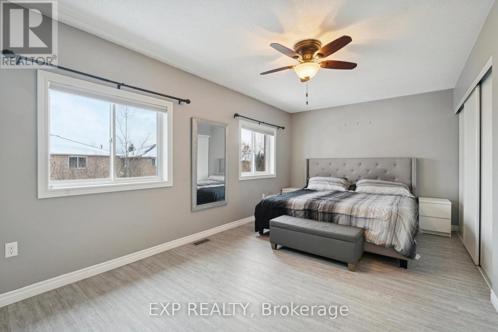 104 Sydenham Wells, Barrie (Georgian Drive), Ontario  L4M 6R5 - Photo 20 - S12600274