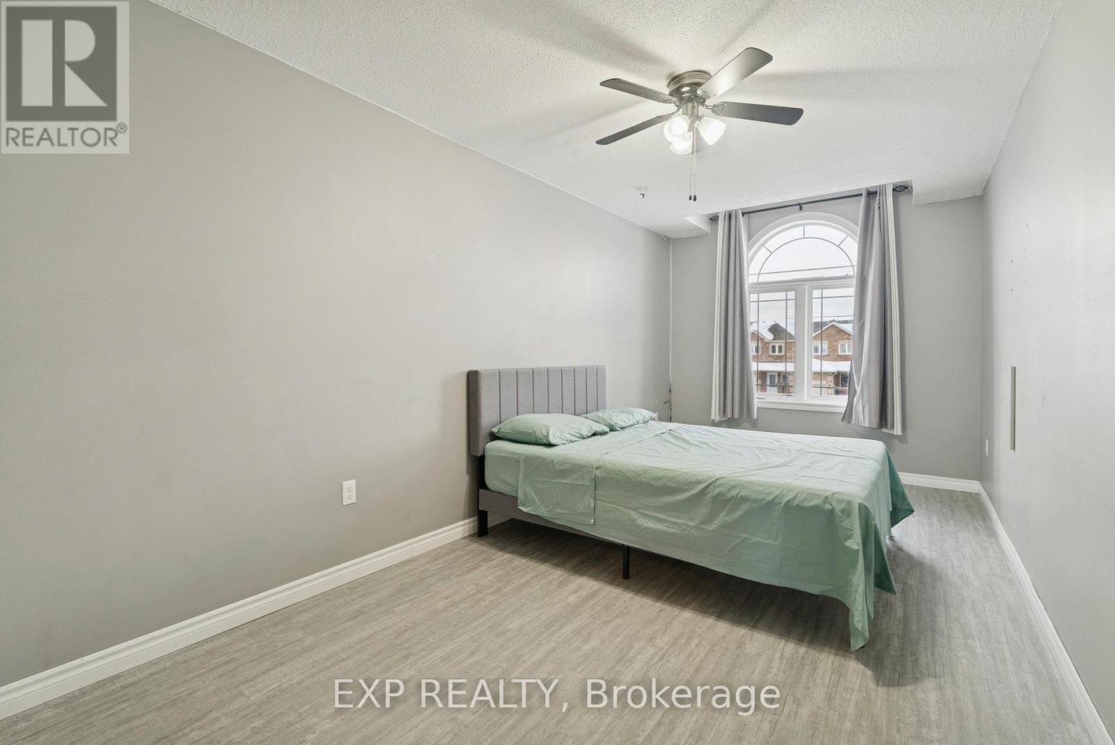 104 Sydenham Wells, Barrie (Georgian Drive), Ontario  L4M 6R5 - Photo 25 - S12600274