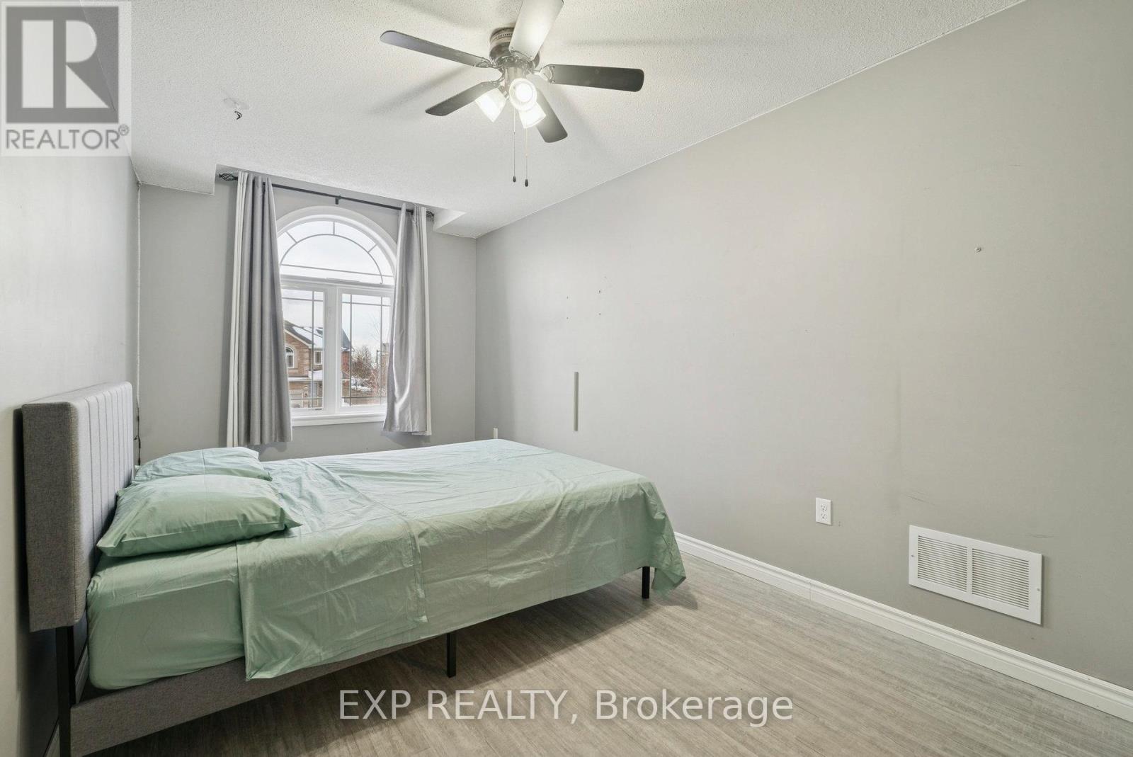 104 Sydenham Wells, Barrie (Georgian Drive), Ontario  L4M 6R5 - Photo 26 - S12600274