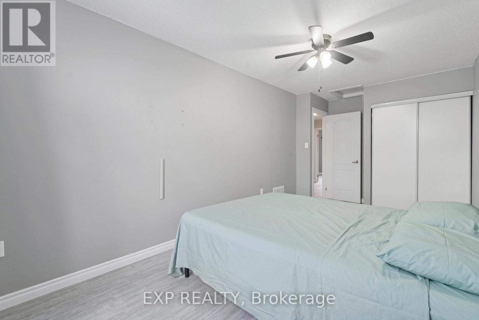 104 Sydenham Wells, Barrie (Georgian Drive), Ontario  L4M 6R5 - Photo 27 - S12600274