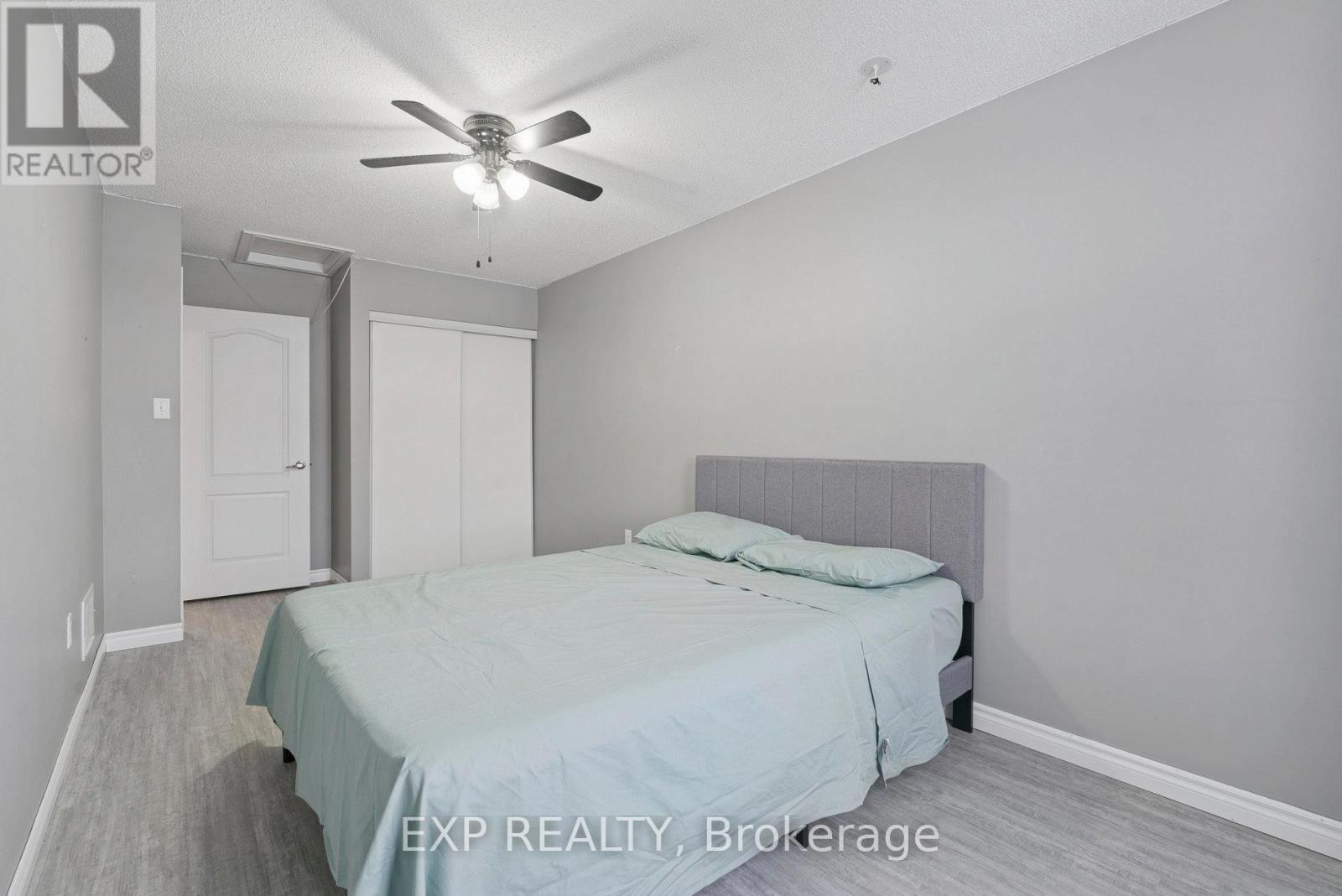 104 Sydenham Wells, Barrie (Georgian Drive), Ontario  L4M 6R5 - Photo 28 - S12600274