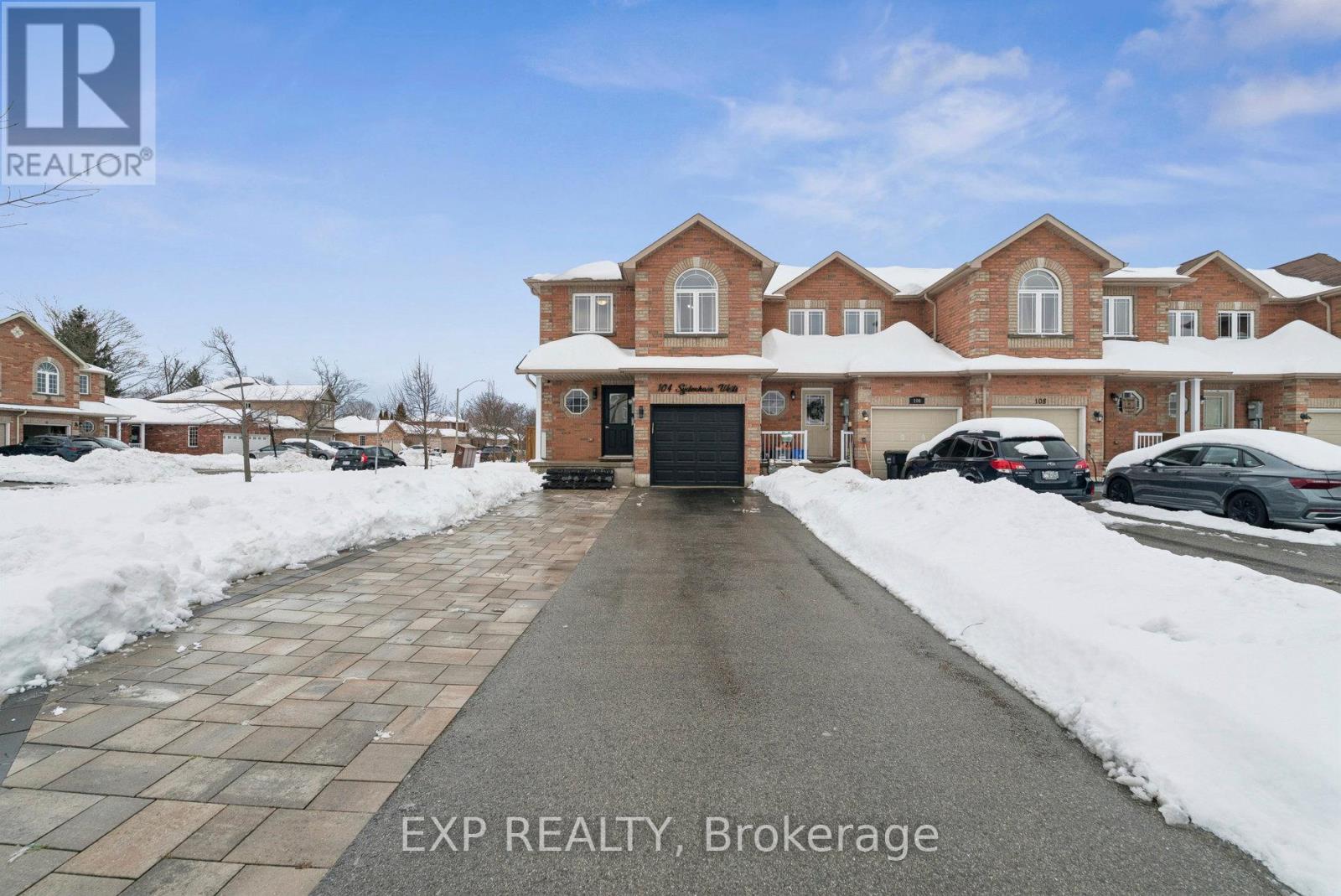 104 Sydenham Wells, Barrie (Georgian Drive), Ontario  L4M 6R5 - Photo 3 - S12600274