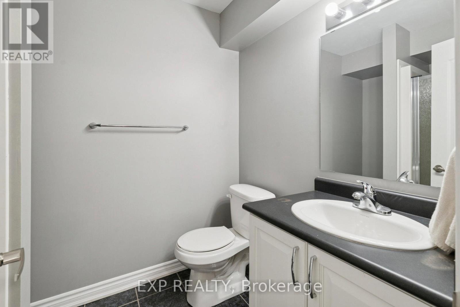 104 Sydenham Wells, Barrie (Georgian Drive), Ontario  L4M 6R5 - Photo 38 - S12600274