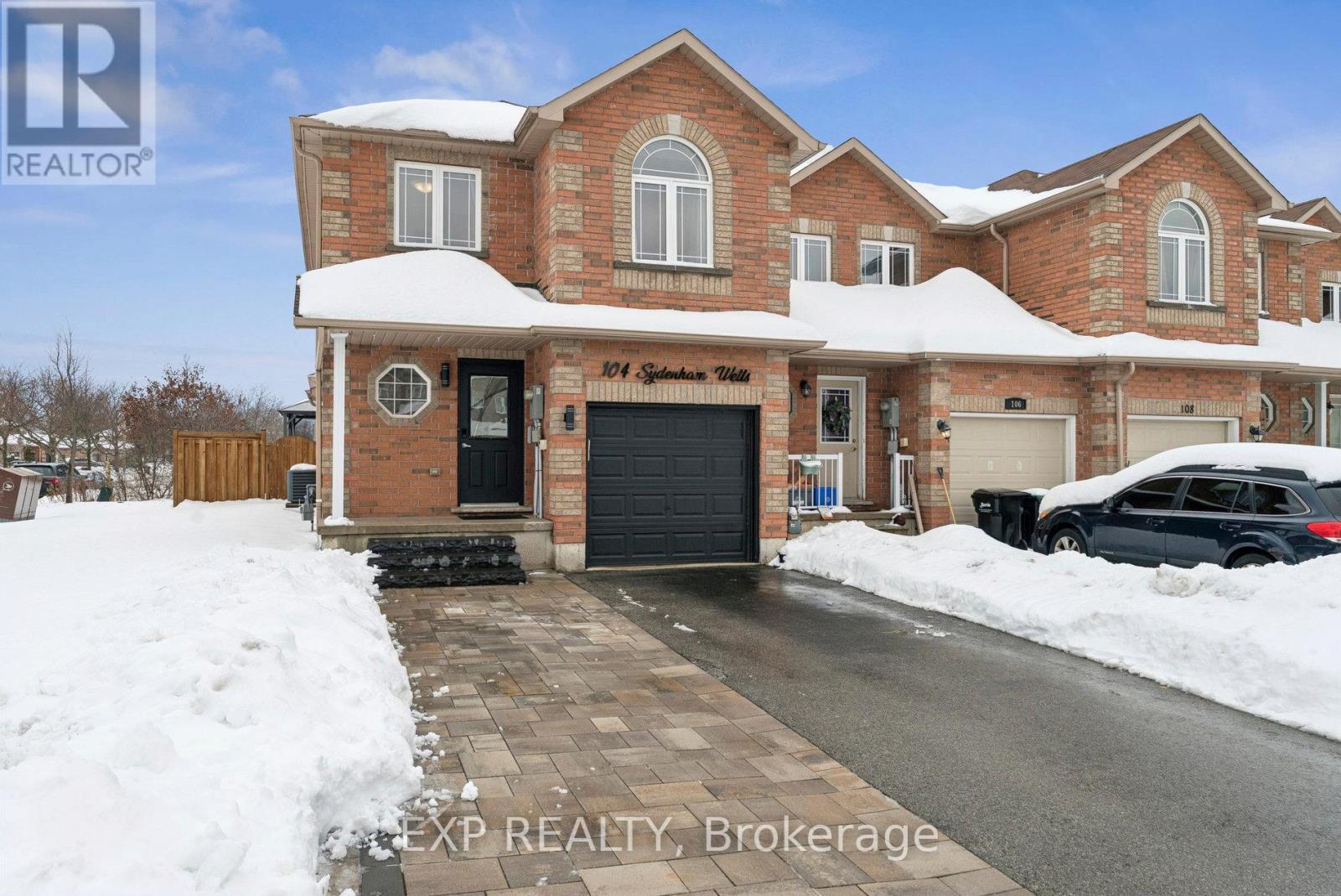 104 Sydenham Wells, Barrie (Georgian Drive), Ontario  L4M 6R5 - Photo 4 - S12600274