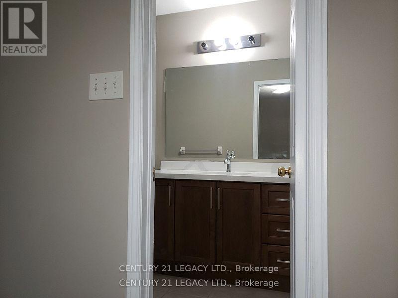 21 Kilrea Way, Brampton, Ontario  L6X 0P9 - Photo 20 - W12600266