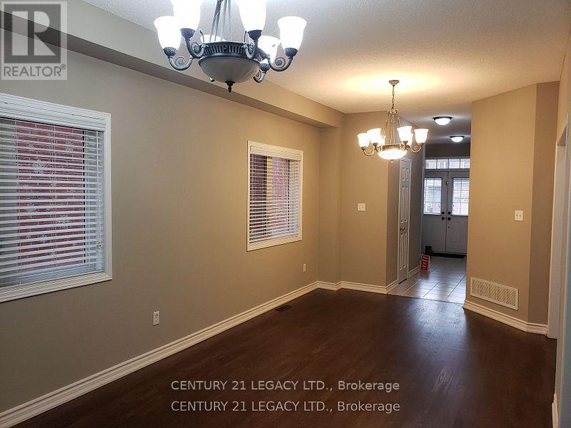 21 Kilrea Way, Brampton, Ontario  L6X 0P9 - Photo 6 - W12600266