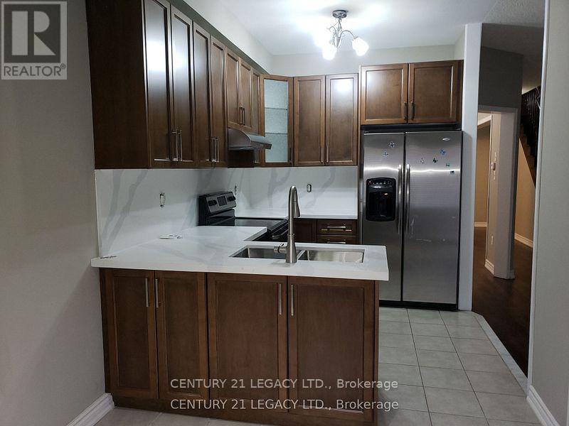 21 Kilrea Way, Brampton, Ontario  L6X 0P9 - Photo 9 - W12600266