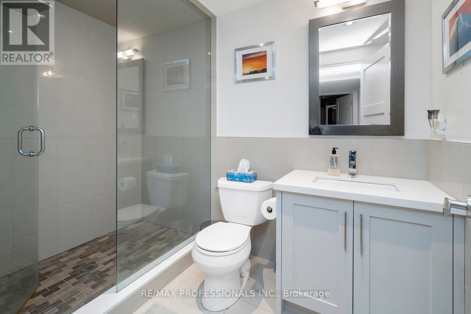 71 Morningside Avenue, Toronto, Ontario  M6S 1C8 - Photo 44 - W12600268