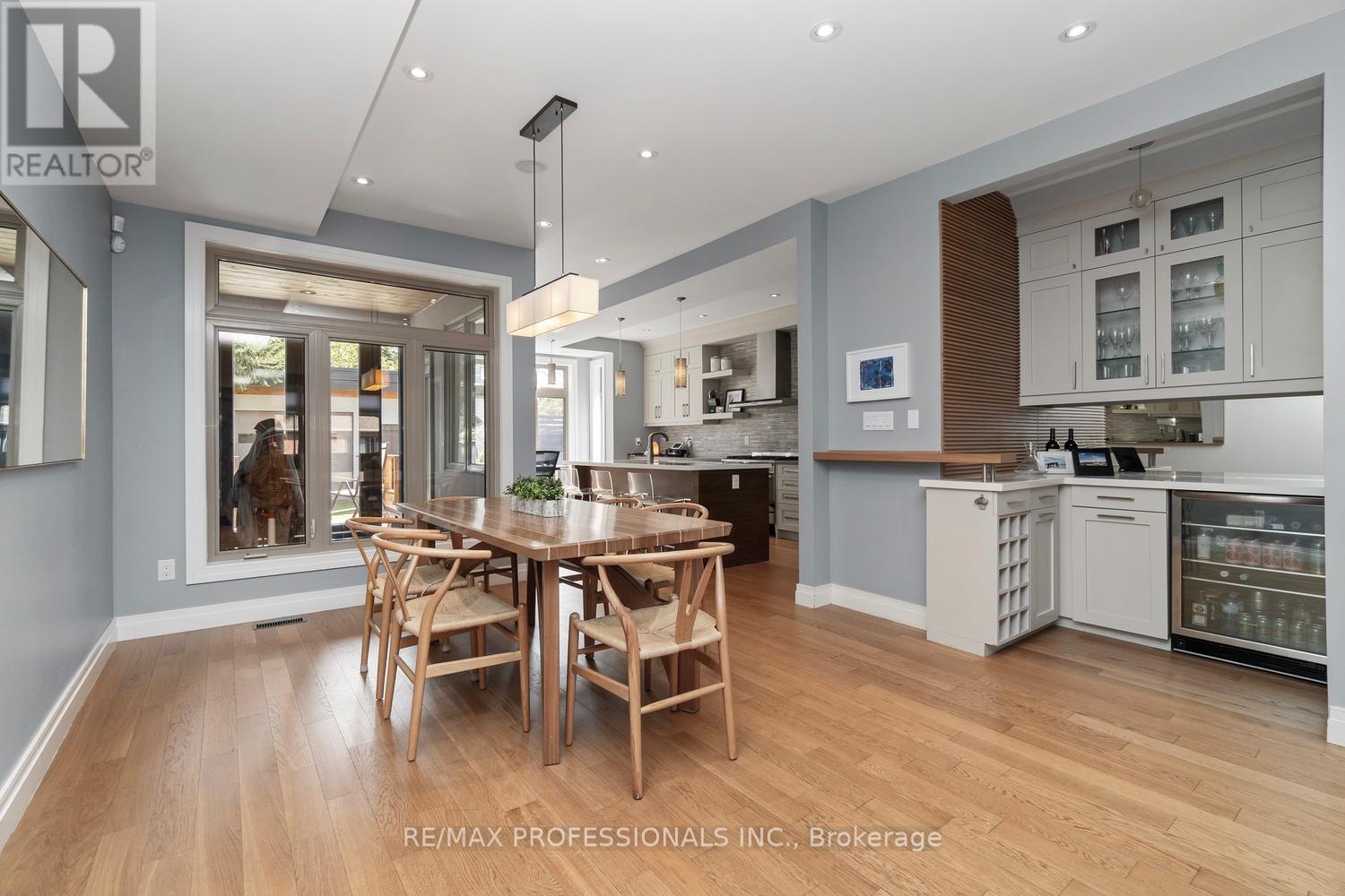 71 Morningside Avenue, Toronto, Ontario  M6S 1C8 - Photo 5 - W12600268