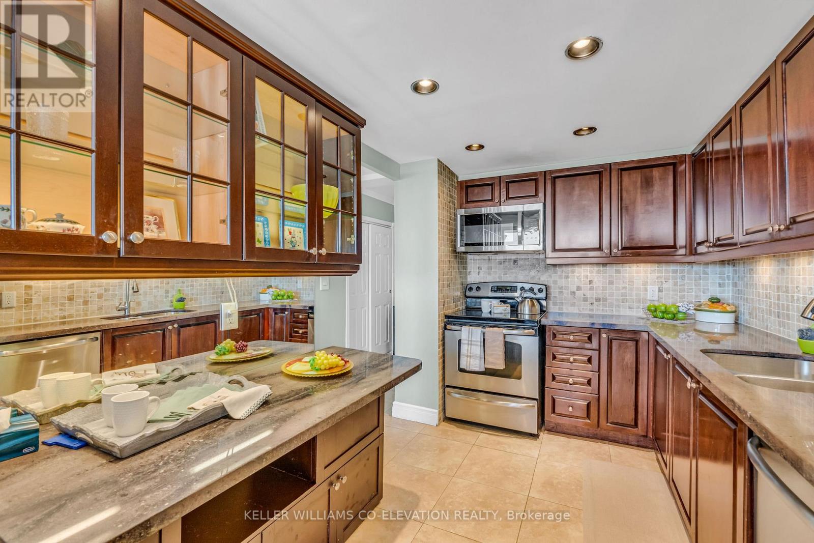 702 - 14 Neilson Drive, Toronto, Ontario  M9C 1V6 - Photo 18 - W12600270