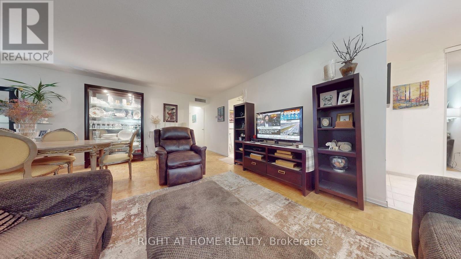 508 - 61 RICHVIEW ROAD, Toronto, Ontario