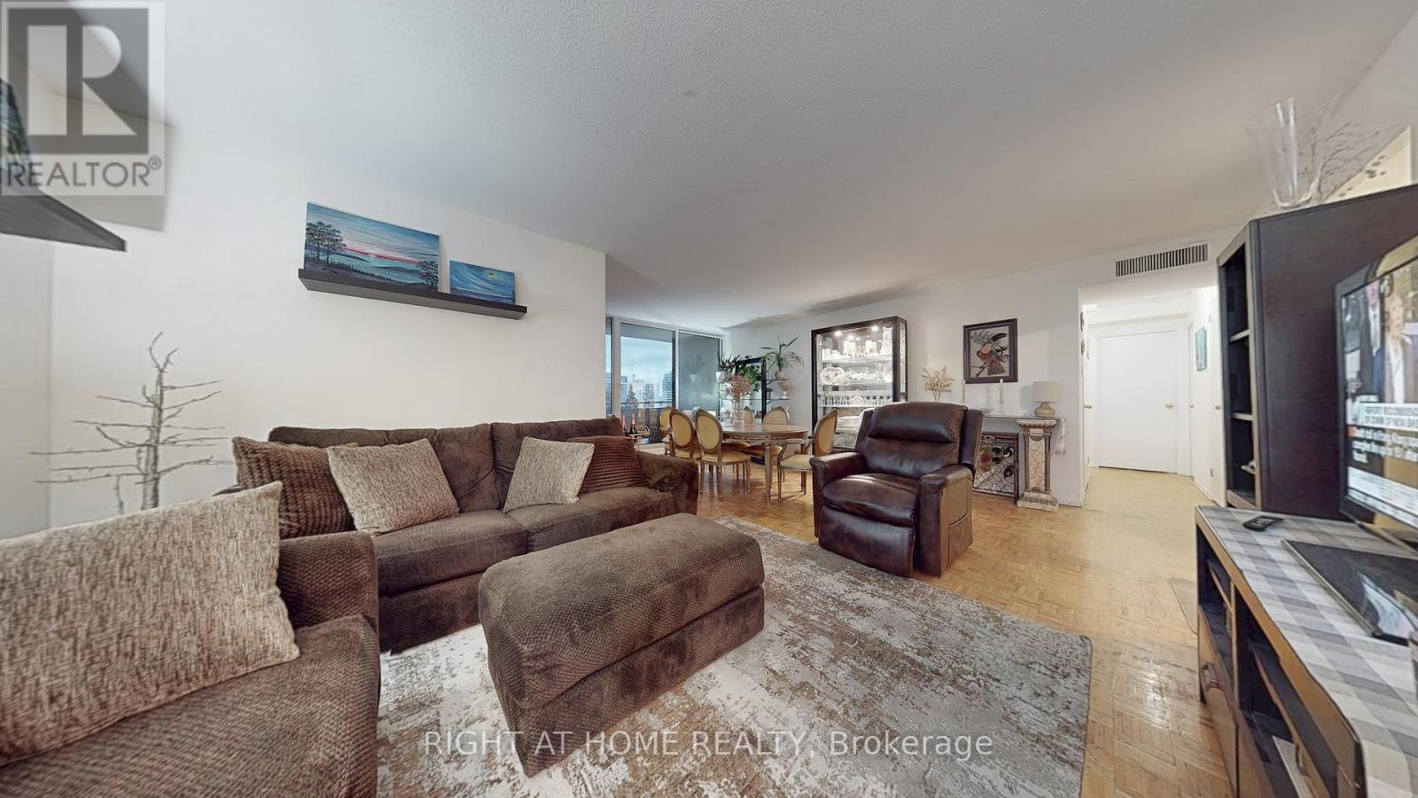 508 - 61 Richview Road, Toronto, Ontario  M9A 4M8 - Photo 3 - W12600282