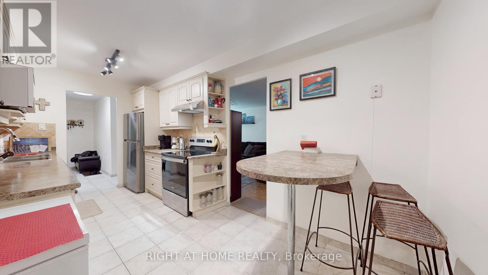 508 - 61 Richview Road, Toronto, Ontario  M9A 4M8 - Photo 8 - W12600282