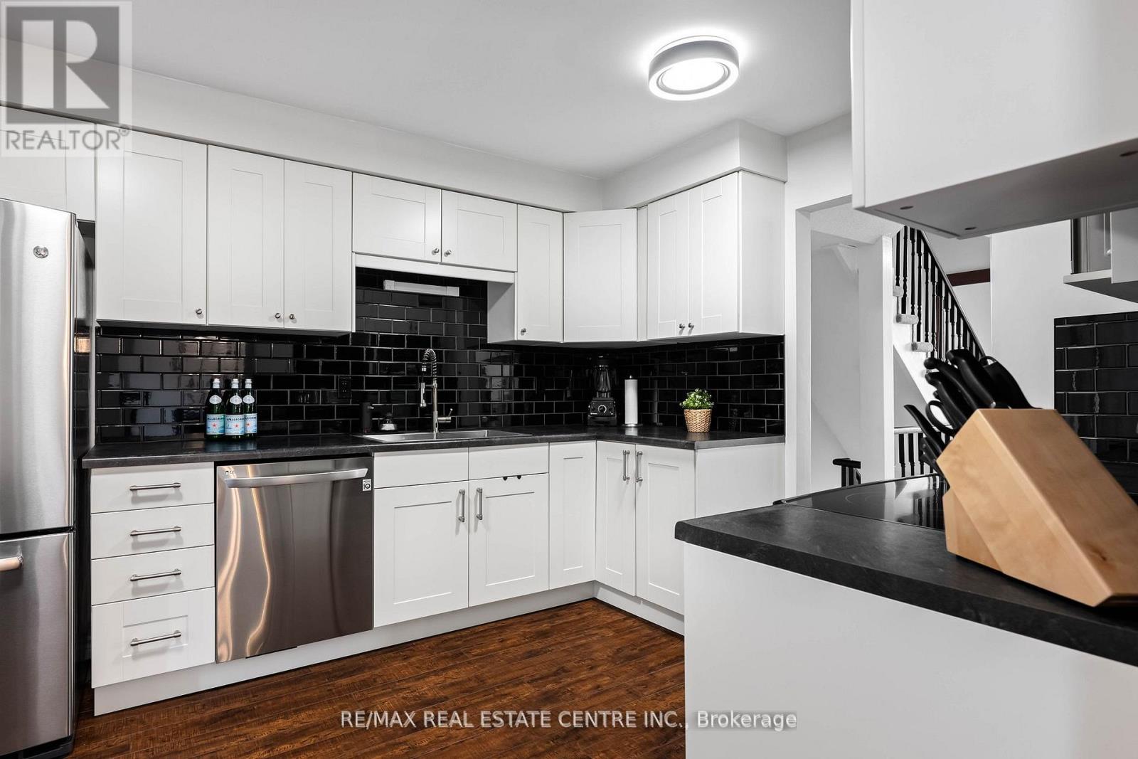 58 Lakeview Court, Orangeville, Ontario  L9W 4P2 - Photo 12 - W12600292