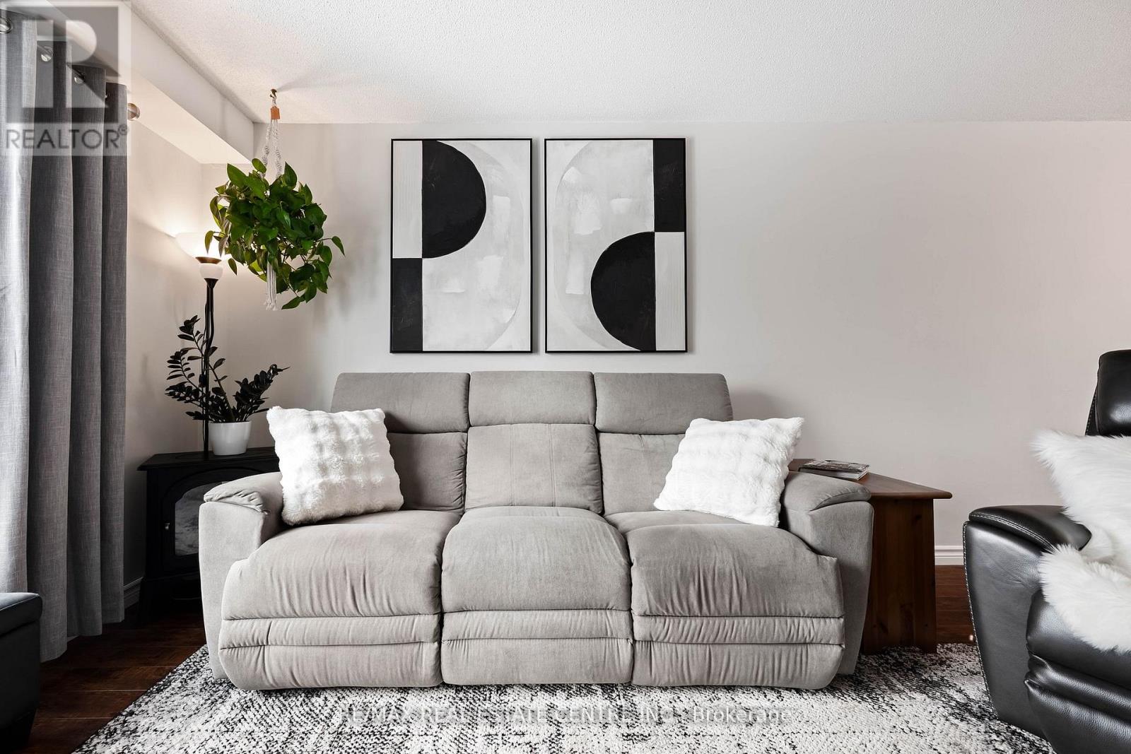 58 Lakeview Court, Orangeville, Ontario  L9W 4P2 - Photo 18 - W12600292