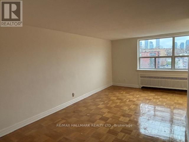 309 - 2 Kinsdale Boulevard, Toronto, Ontario  M8Y 1T7 - Photo 2 - W12600296