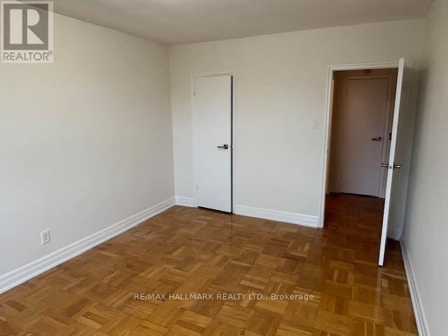 309 - 2 Kinsdale Boulevard, Toronto, Ontario  M8Y 1T7 - Photo 8 - W12600296