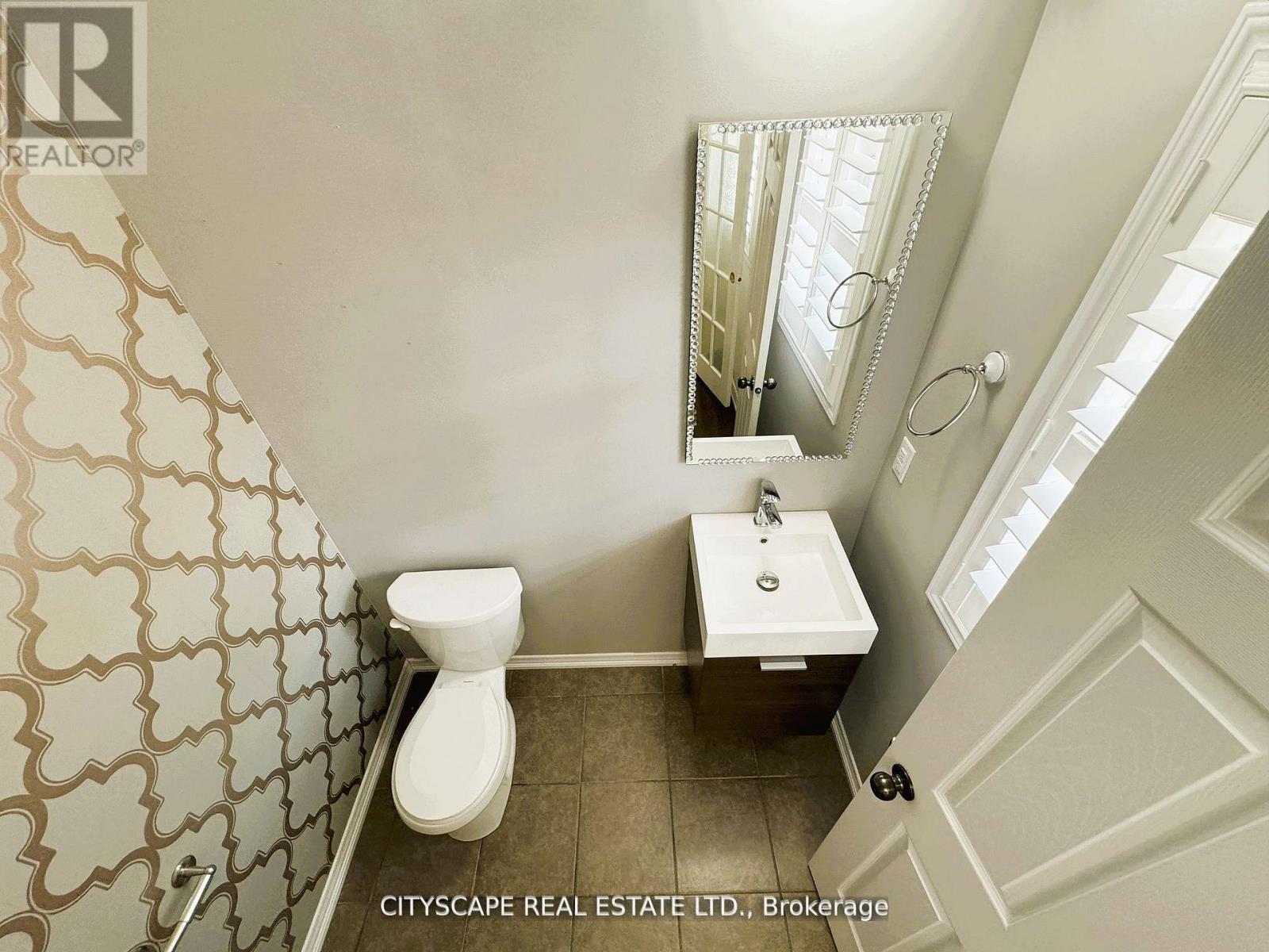 7646 Goldenrod Trail, Niagara Falls, Ontario  L2H 0K4 - Photo 17 - X12600288