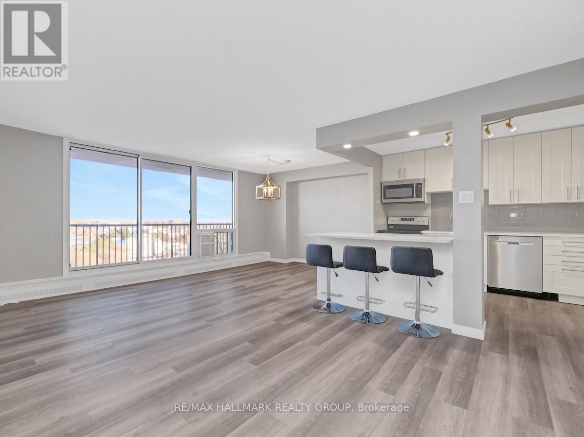 1005 - 665 Bathgate Drive, Ottawa, Ontario  K1K 3Y4 - Photo 4 - X12600310