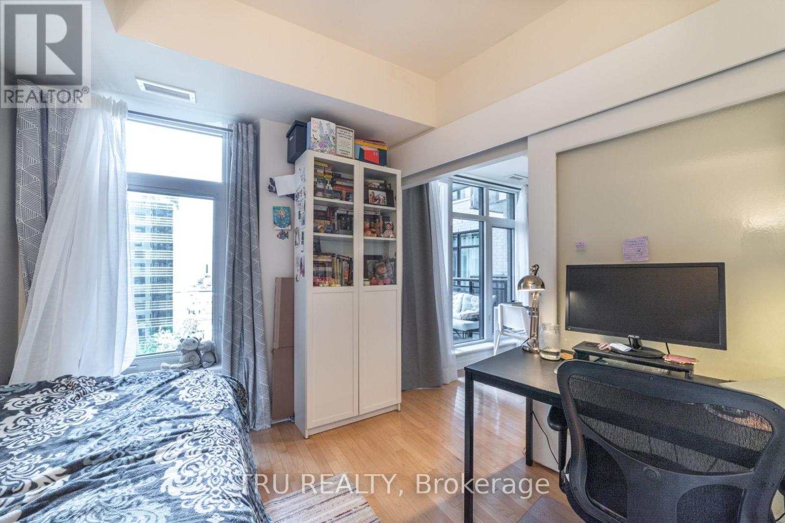 807 - 245 Kent Street, Ottawa, Ontario  K2P 0A5 - Photo 14 - X12600318